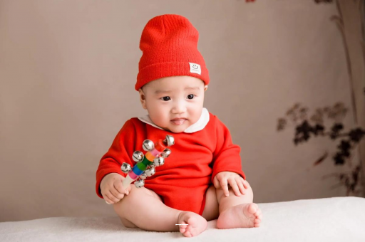 怀化几个月宝宝可以吃水果 怀化几个月宝宝可以吃水果